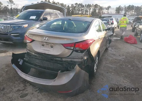 2016 Hyundai Elantra Se z USA, uszkodzony, nr VIN 5NPDH4AE4GH704596